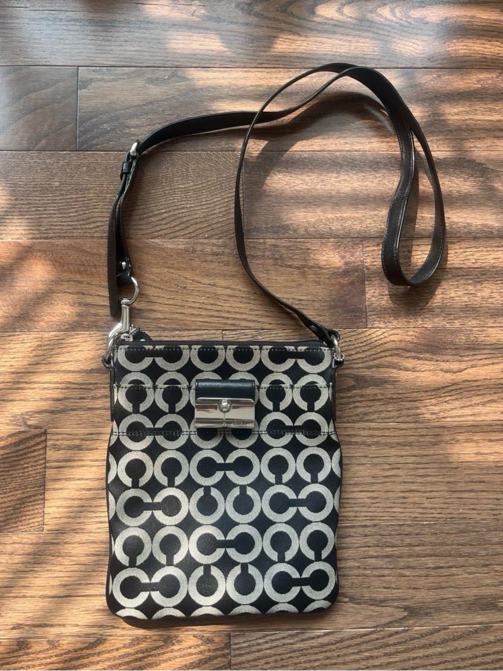coach vintage black and white 2000’s y2k monogram bag